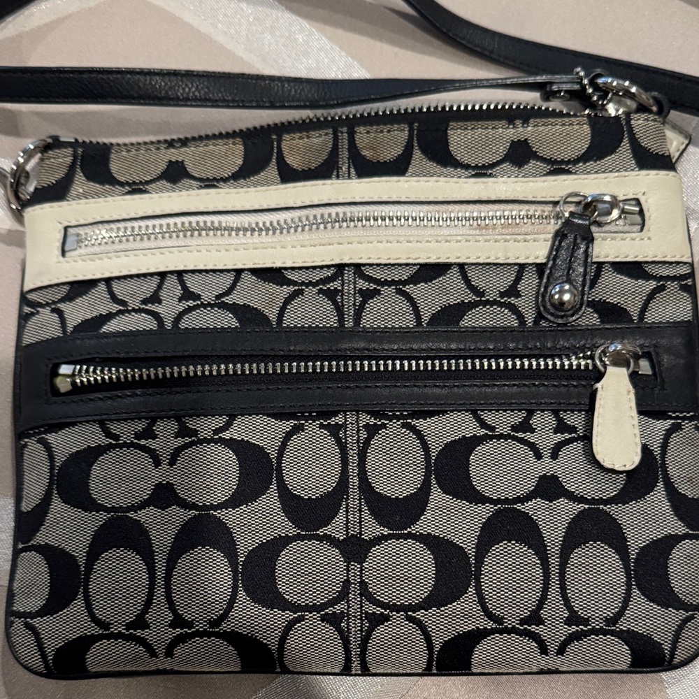 Coach Signature Black and Cream Crossbody Bag - Picture 2 of 4